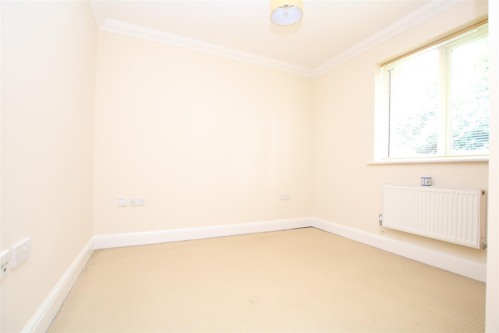 Pondtail Park, Horsham